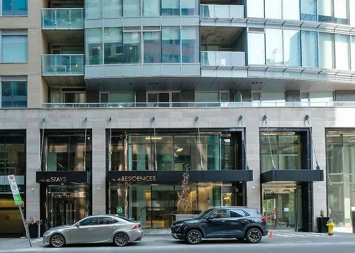 Luxury 1- Bedroom Steps From Parliament Hill