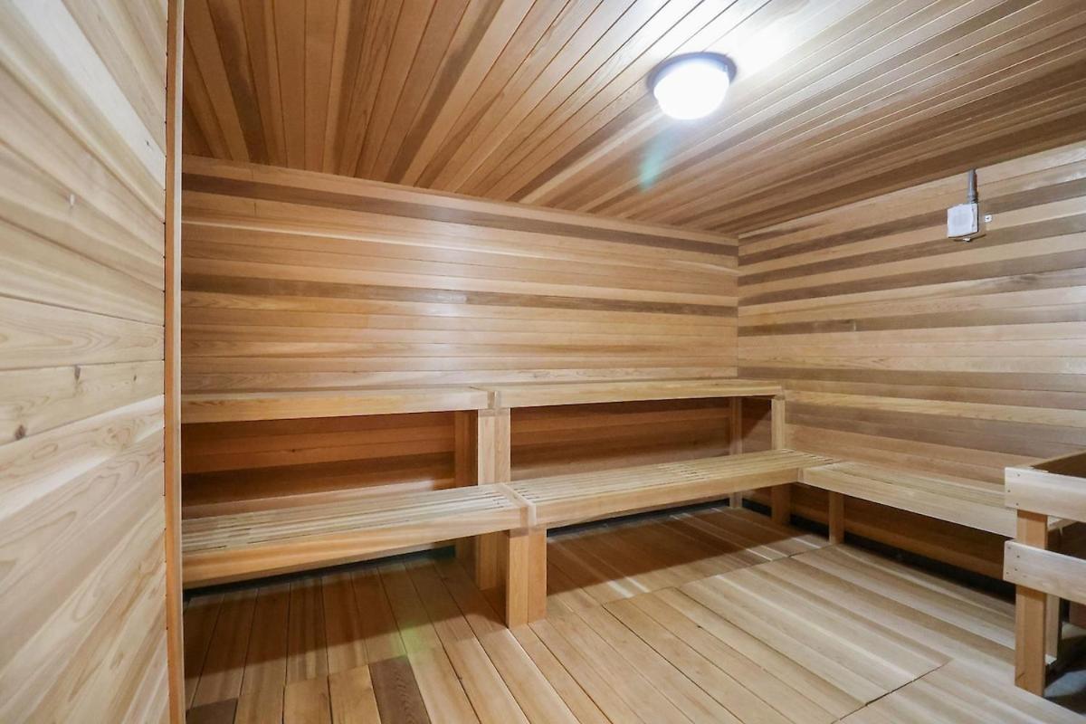 Luxury 1- Bedroom Steps From Parliament Hill Ottawa